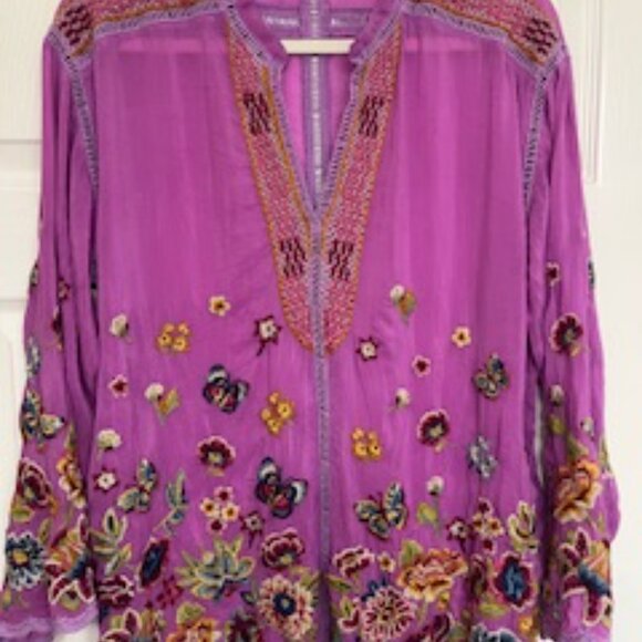 Johnny Was Stunning Embroidered Top Sz MED Purple - Picture 11 of 13